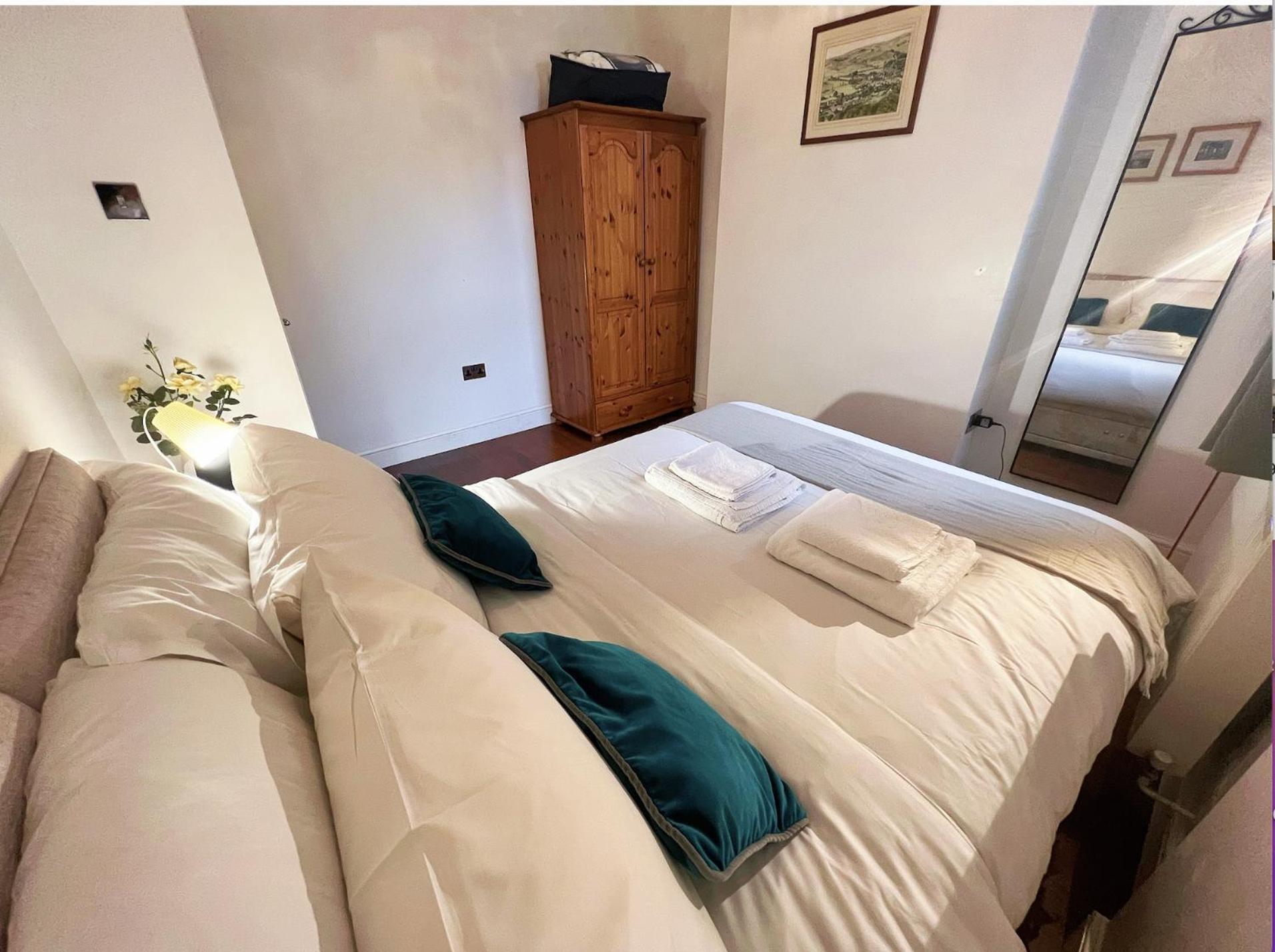 Lovely 2 Bedroom Garden Flat In London Eksteriør billede
