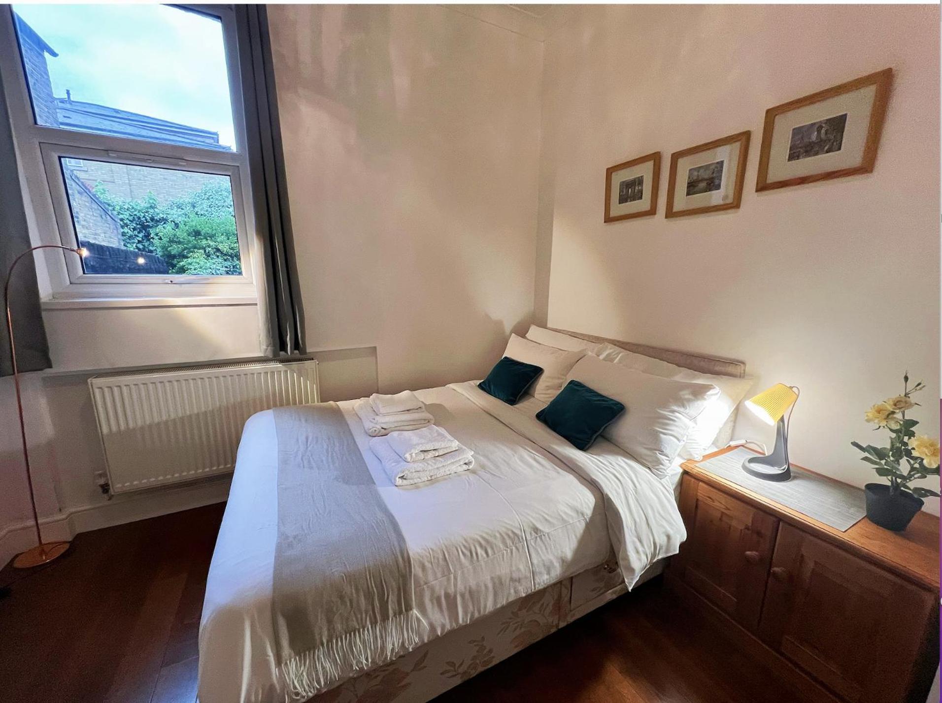 Lovely 2 Bedroom Garden Flat In London Eksteriør billede