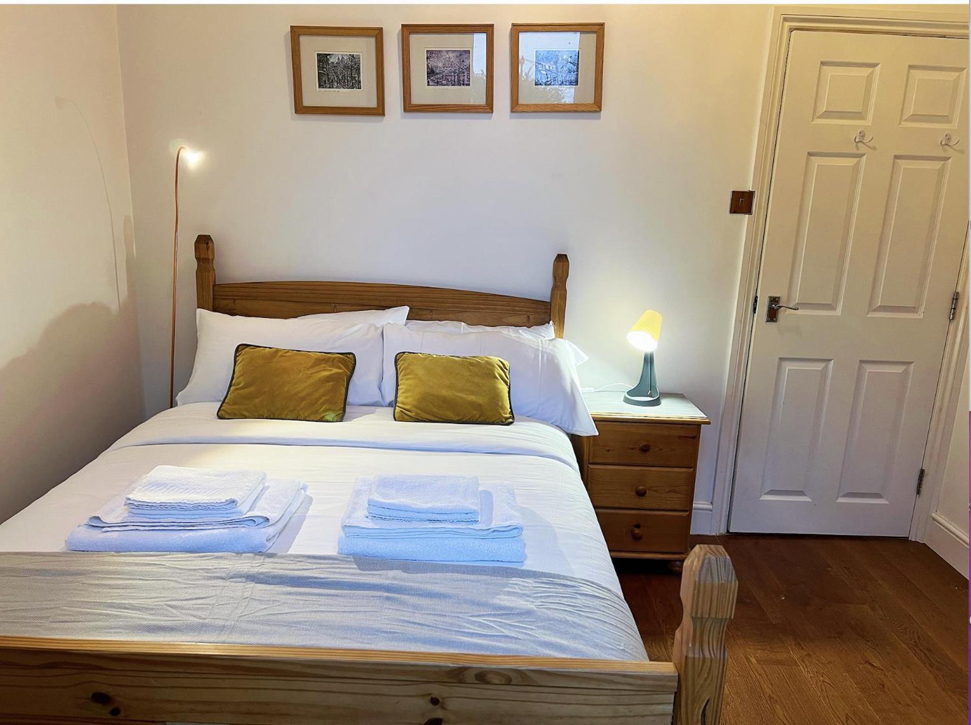 Lovely 2 Bedroom Garden Flat In London Eksteriør billede